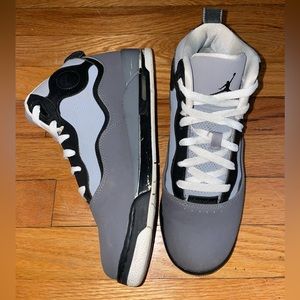 Air Jordan TC Retro “Stealth” Kid’s Shoes